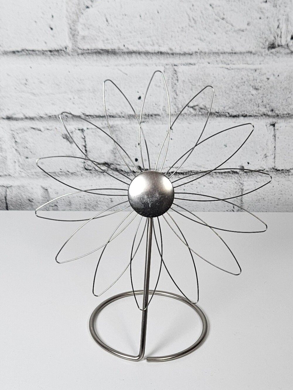 Silver Tone Wire Flower Jewelry Display Stand Earring Holder Organizer
